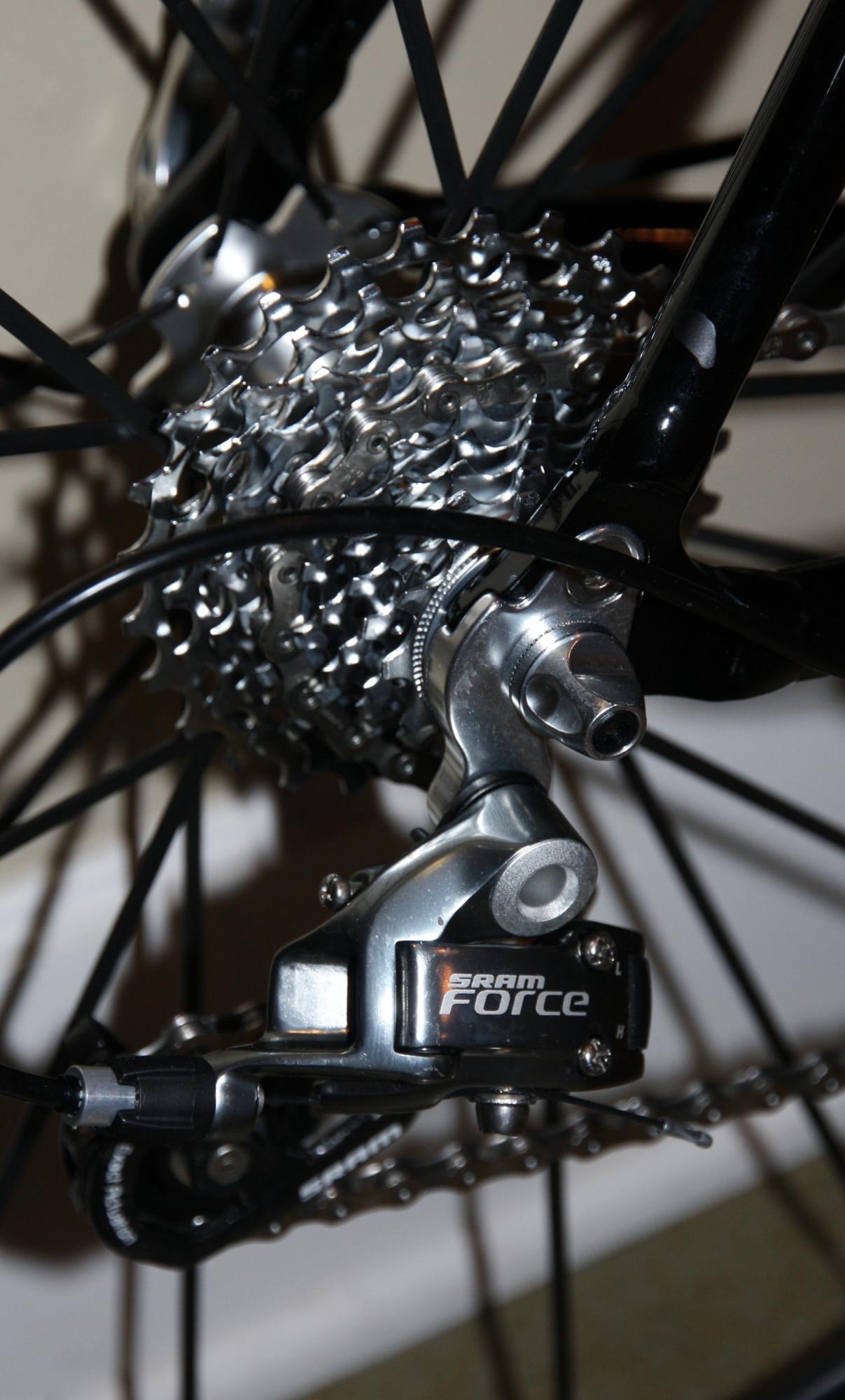 2011 Neuvation Cycling F100 Black