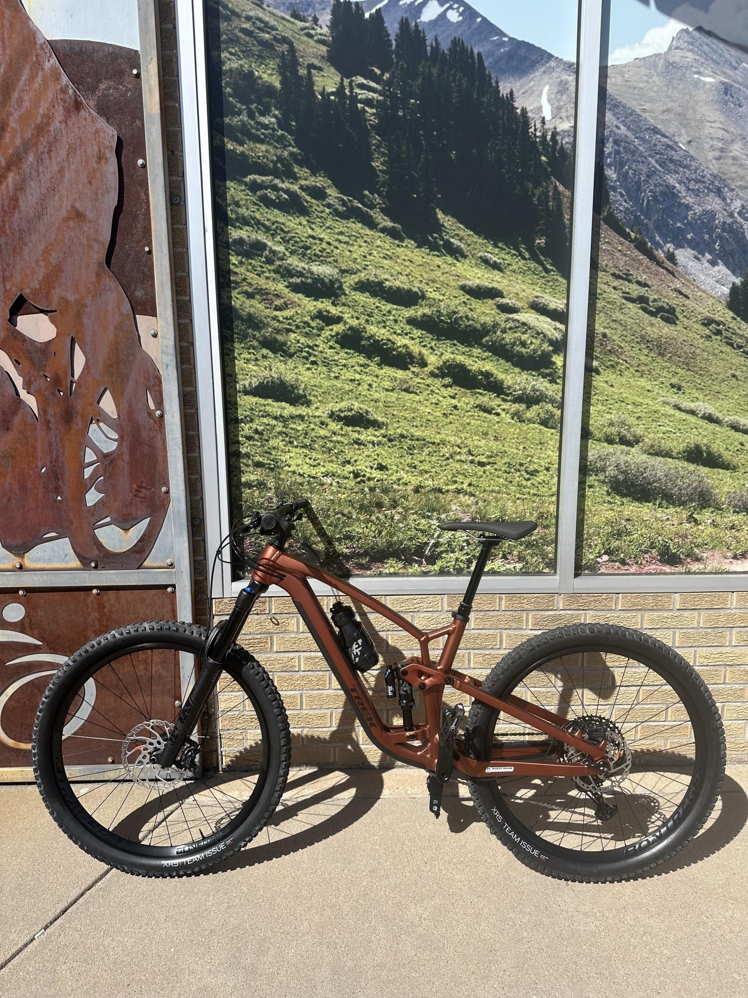 2024 Trek Fuel EX 8 Orange and Black