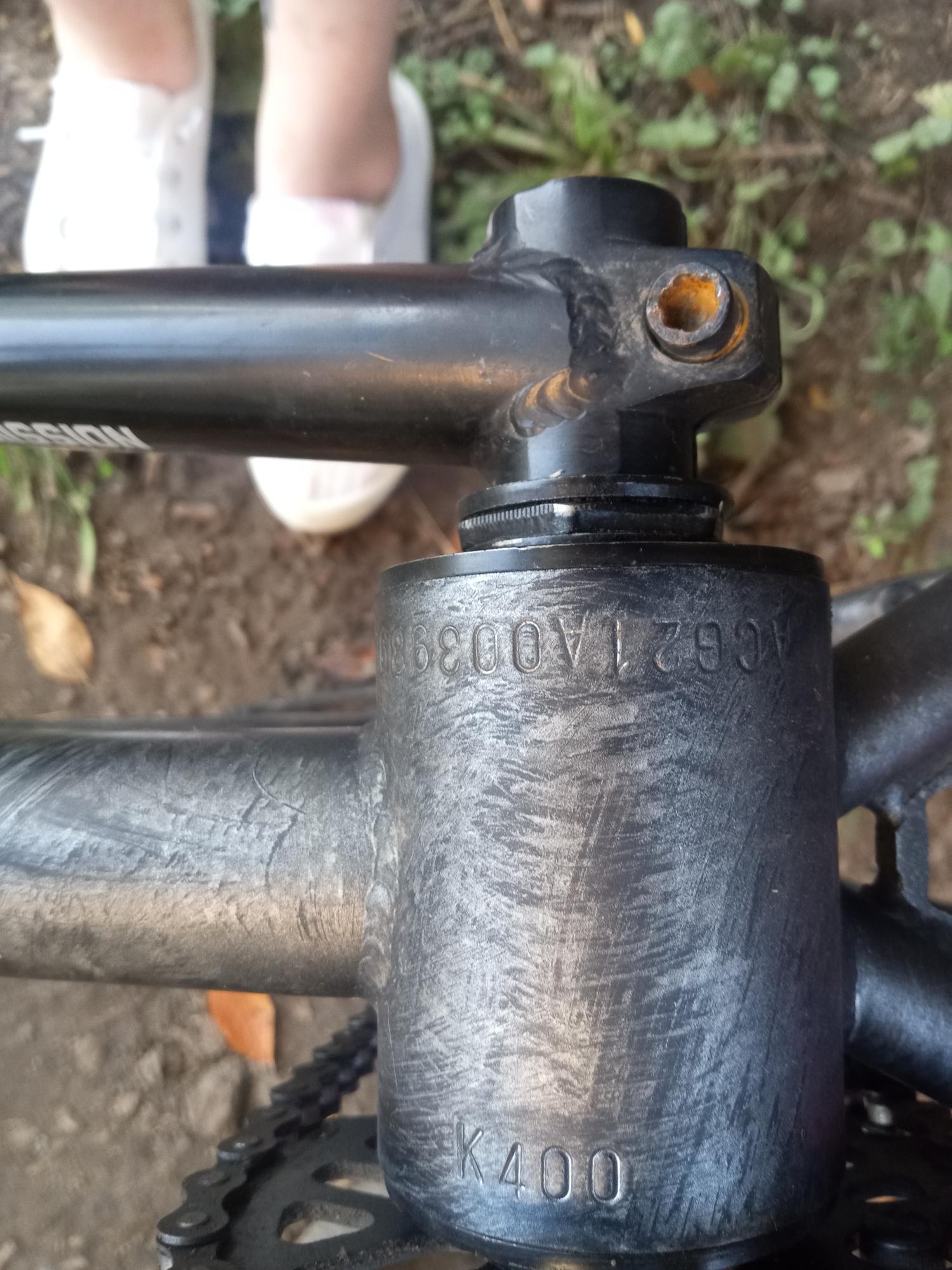 2000 Kink Silver, gray or bare metal