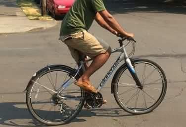 2013 Cannondale Quick CX Silver or Gray