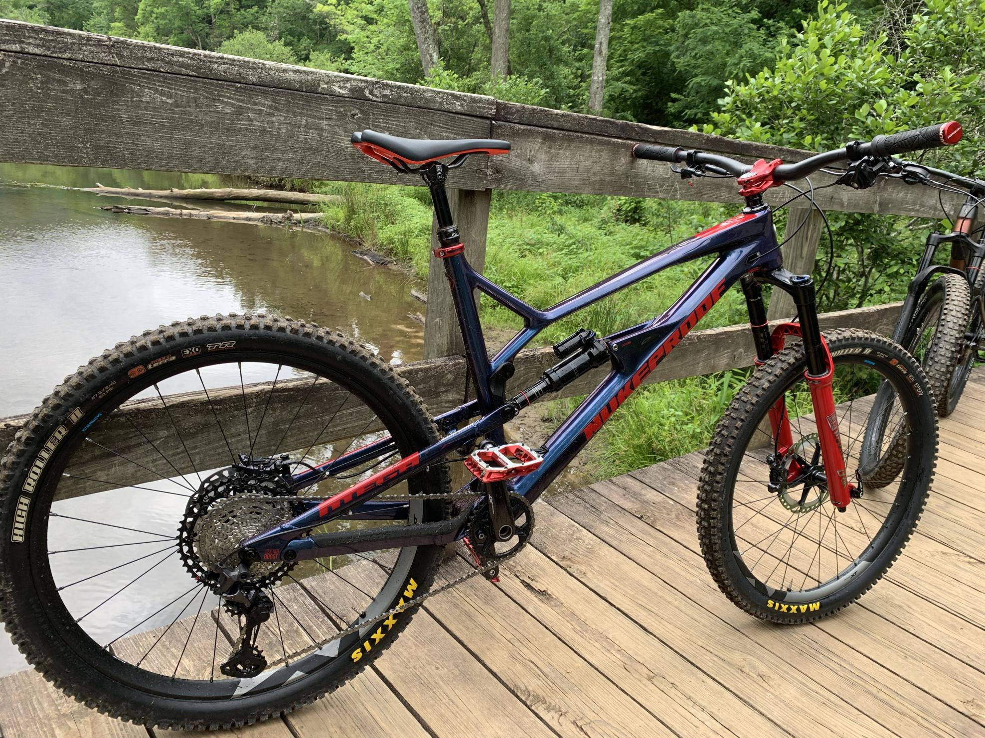 2019 Nukeproof Mega 275C Blue