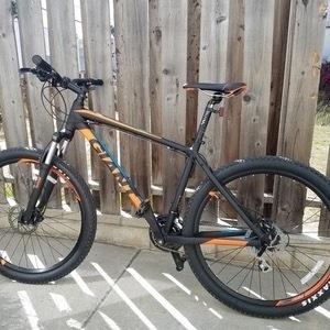 2016 Giant Black, Blue, and Orange