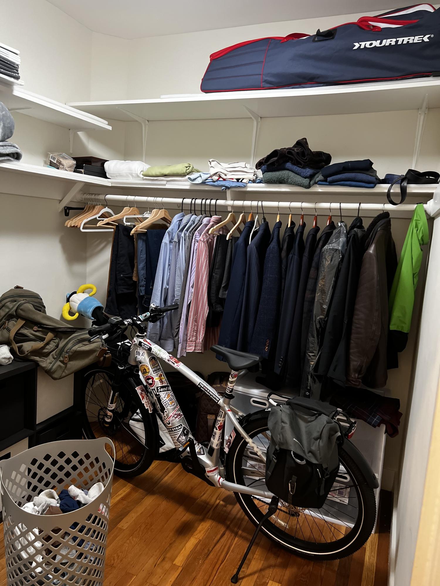 Trek Silver, gray or bare metal