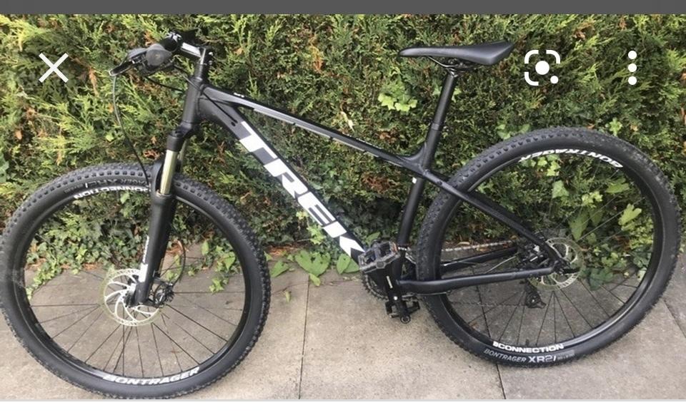 2020 Trek Marlin 5 Black and White
