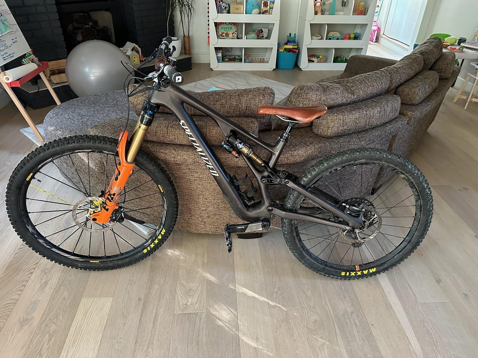 2022 Specialized Stumpjumper Evo Comp Silver, gray or bare metal and Orange