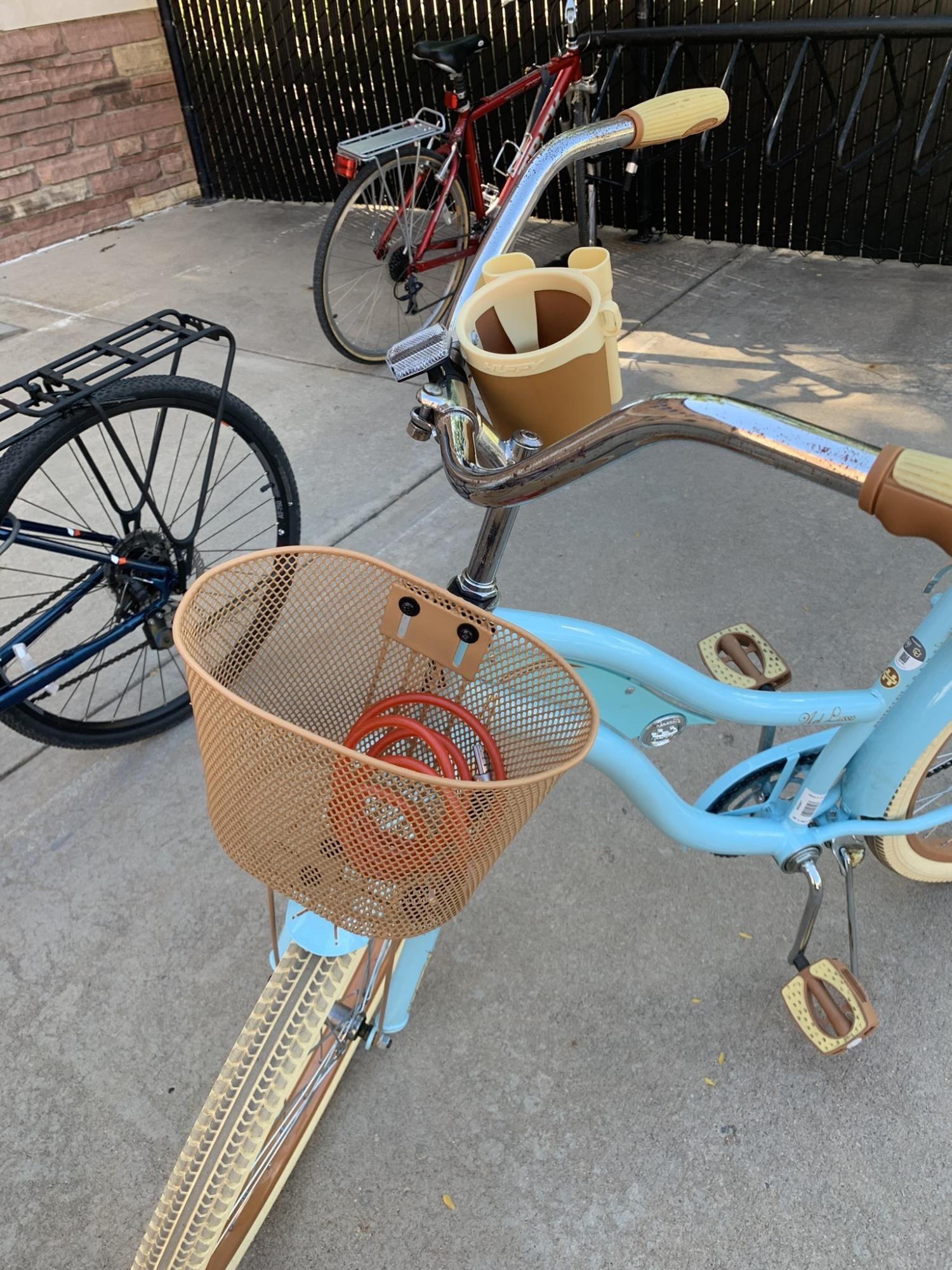2022 Huffy Nel Lusso Blue