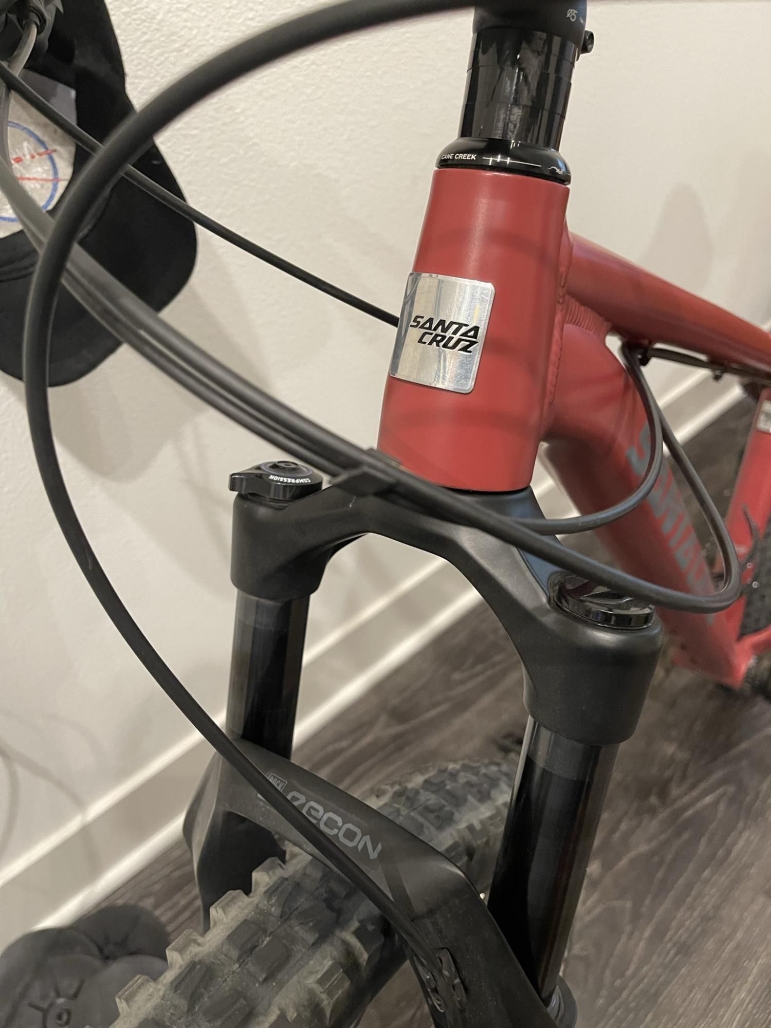 2020 Santa Cruz Chameleon Red