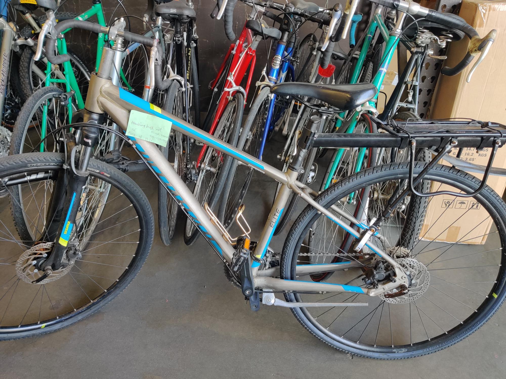 Specialized Sirrus A1 Elite Silver, gray or bare metal and Blue