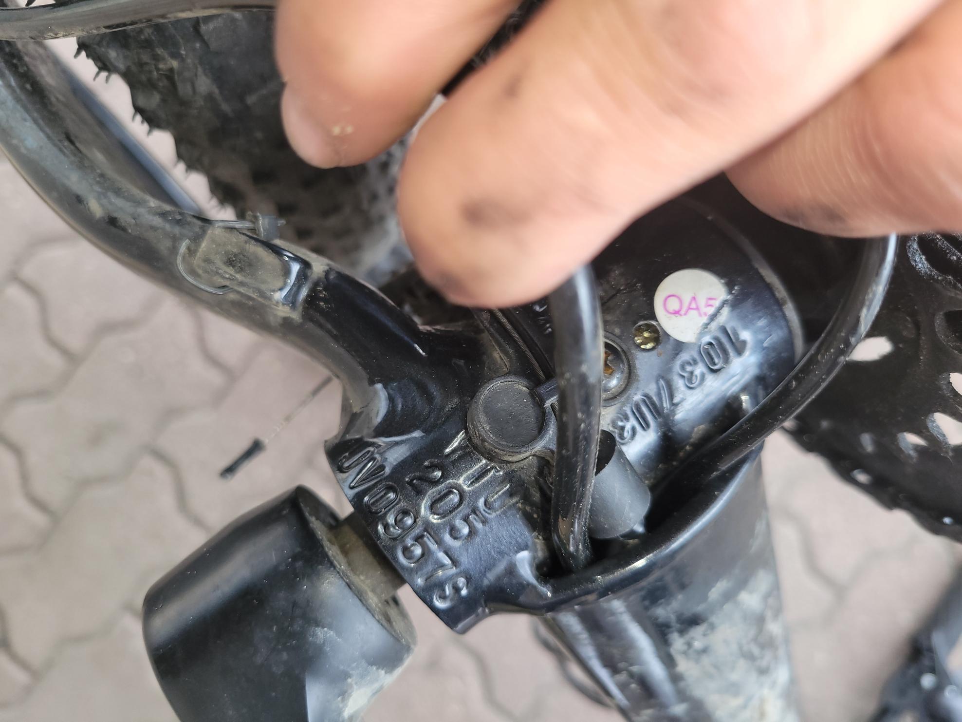 2025 Merlin Front suspension Black