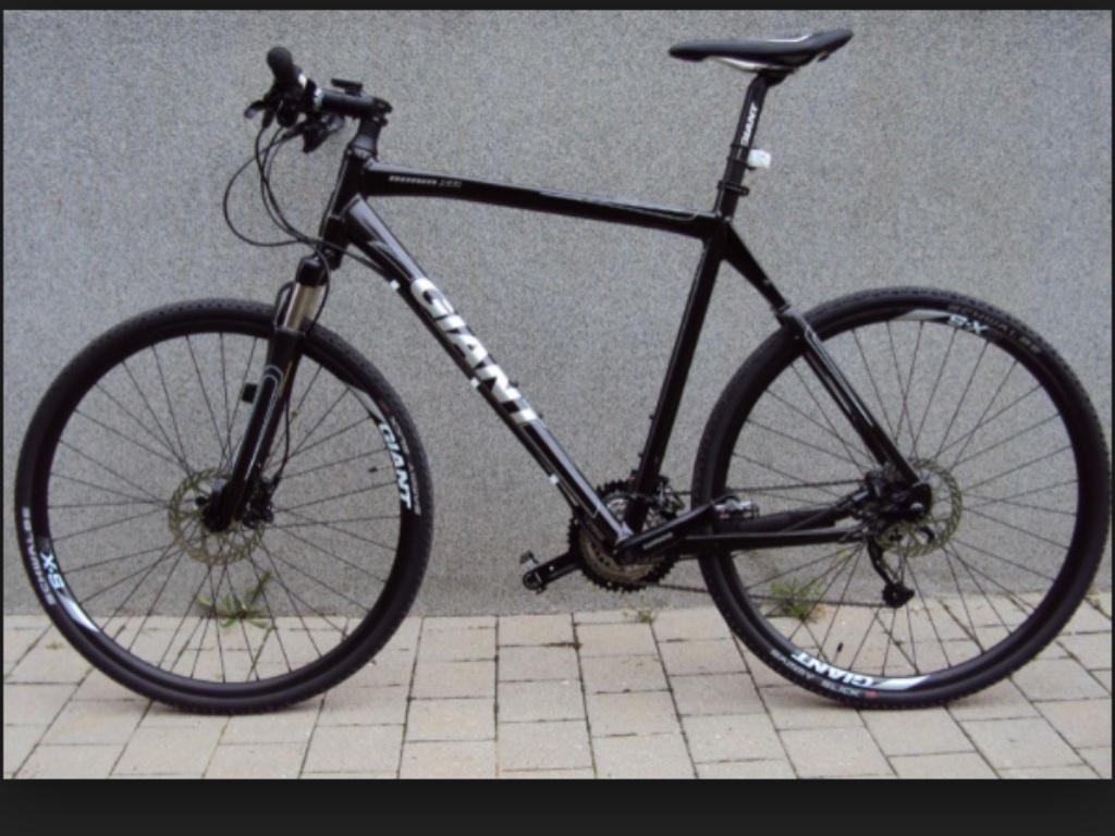 2012 Giant Roam 1  Black