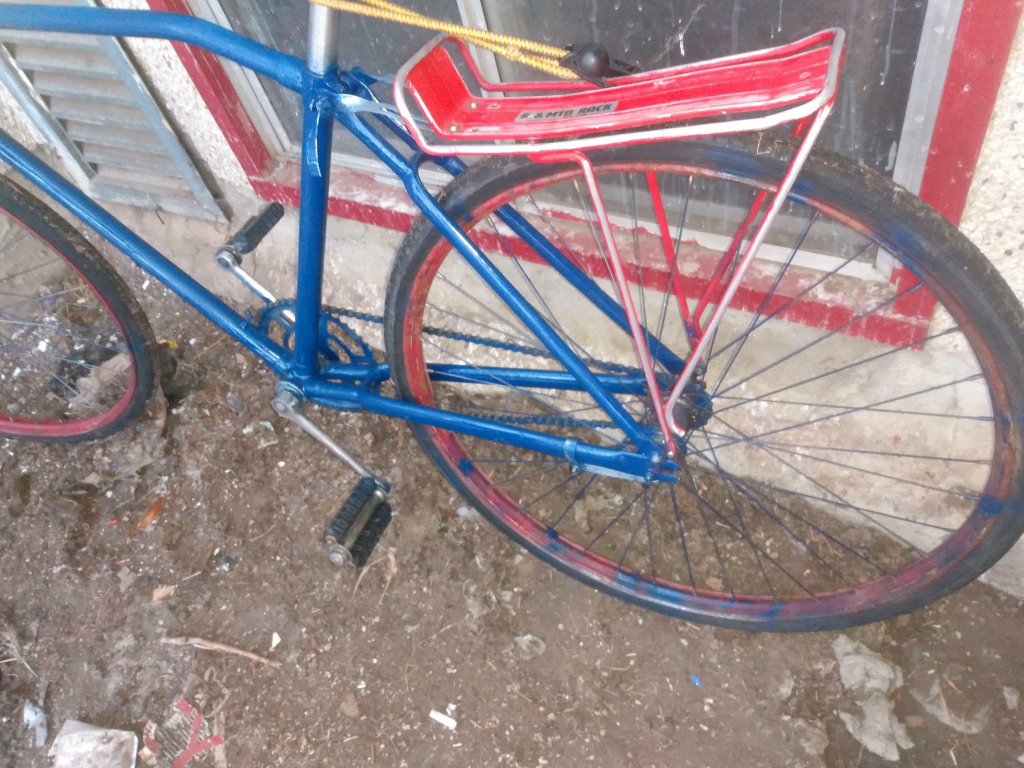 1944 Raleigh Camel back mens bike Blue and Red