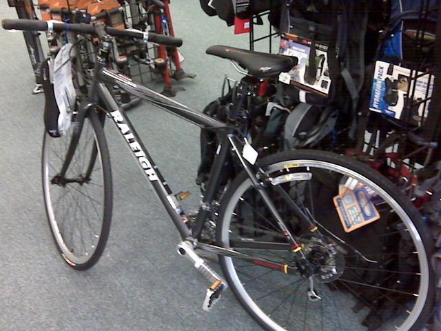 2010 Raleigh Cadent FT2  Black