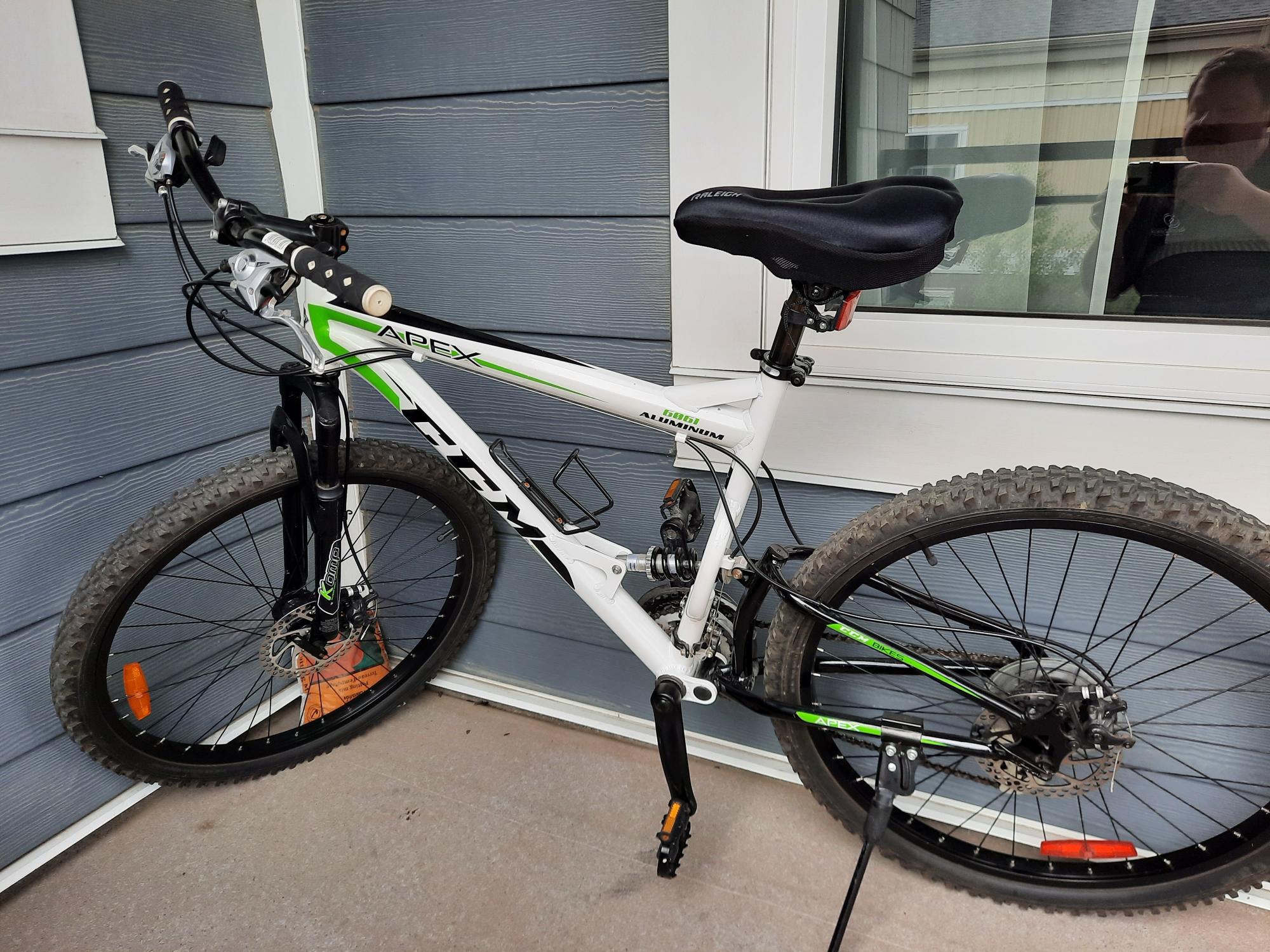 CCM mountain Bike White