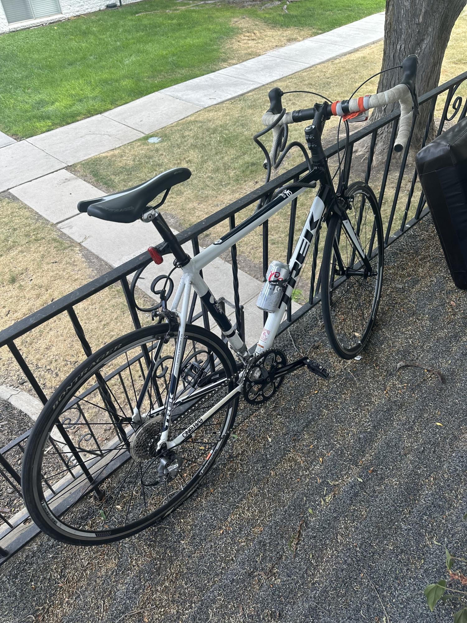 2012 Trek 1.5 H2 (Triple) White, Blue, and Black