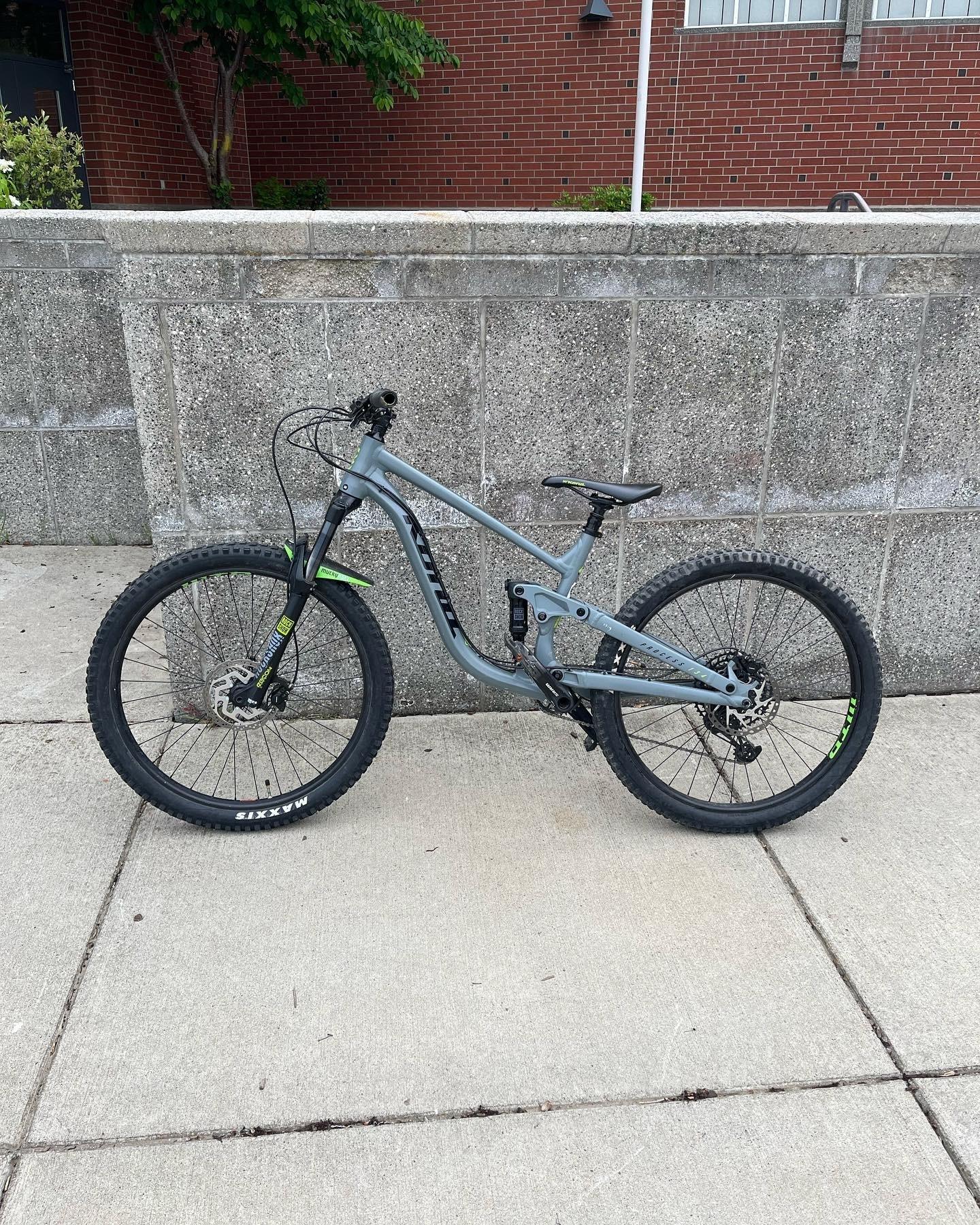 2020 Kona Process 134 Silver, gray or bare metal