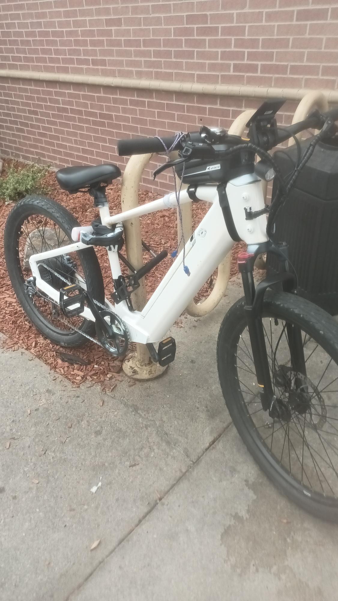 2023 Velotric Discover 1 White and Yellow or Gold