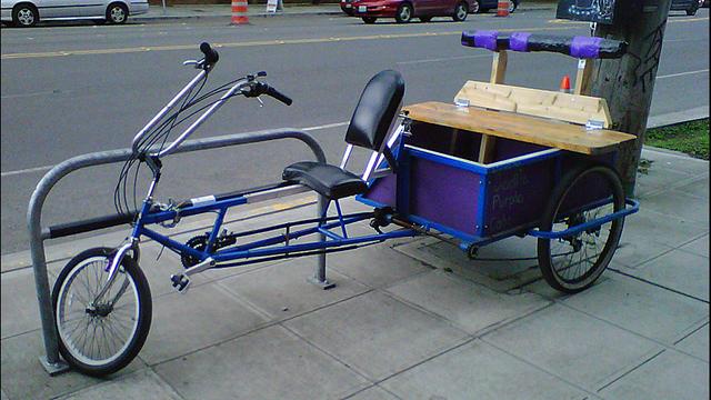 Lightfoot Cycles Transporter pedi cab (rickshaw) Blue