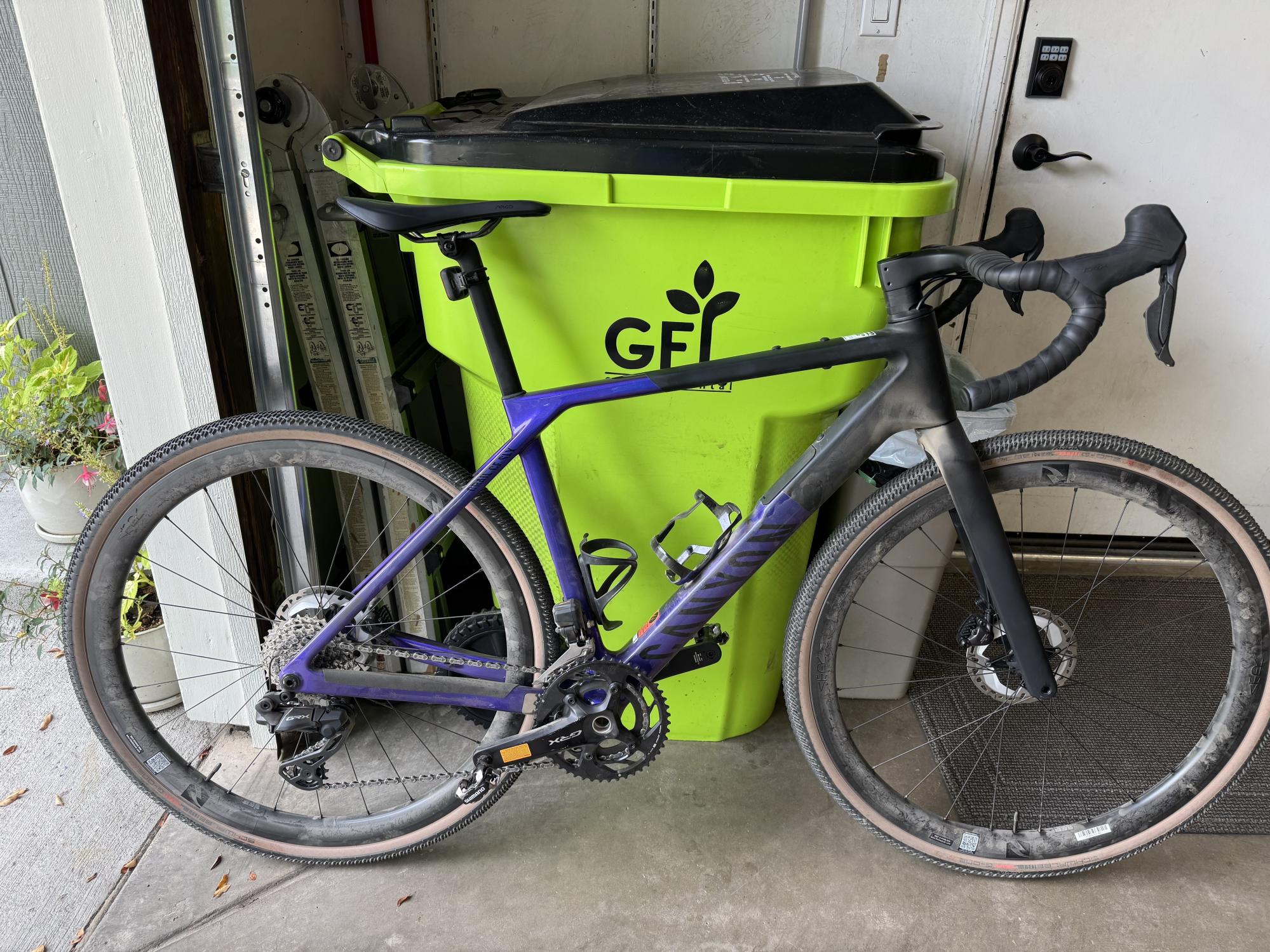 Canyon bicycles Grail CF SLX 8 ATR Purple and Black
