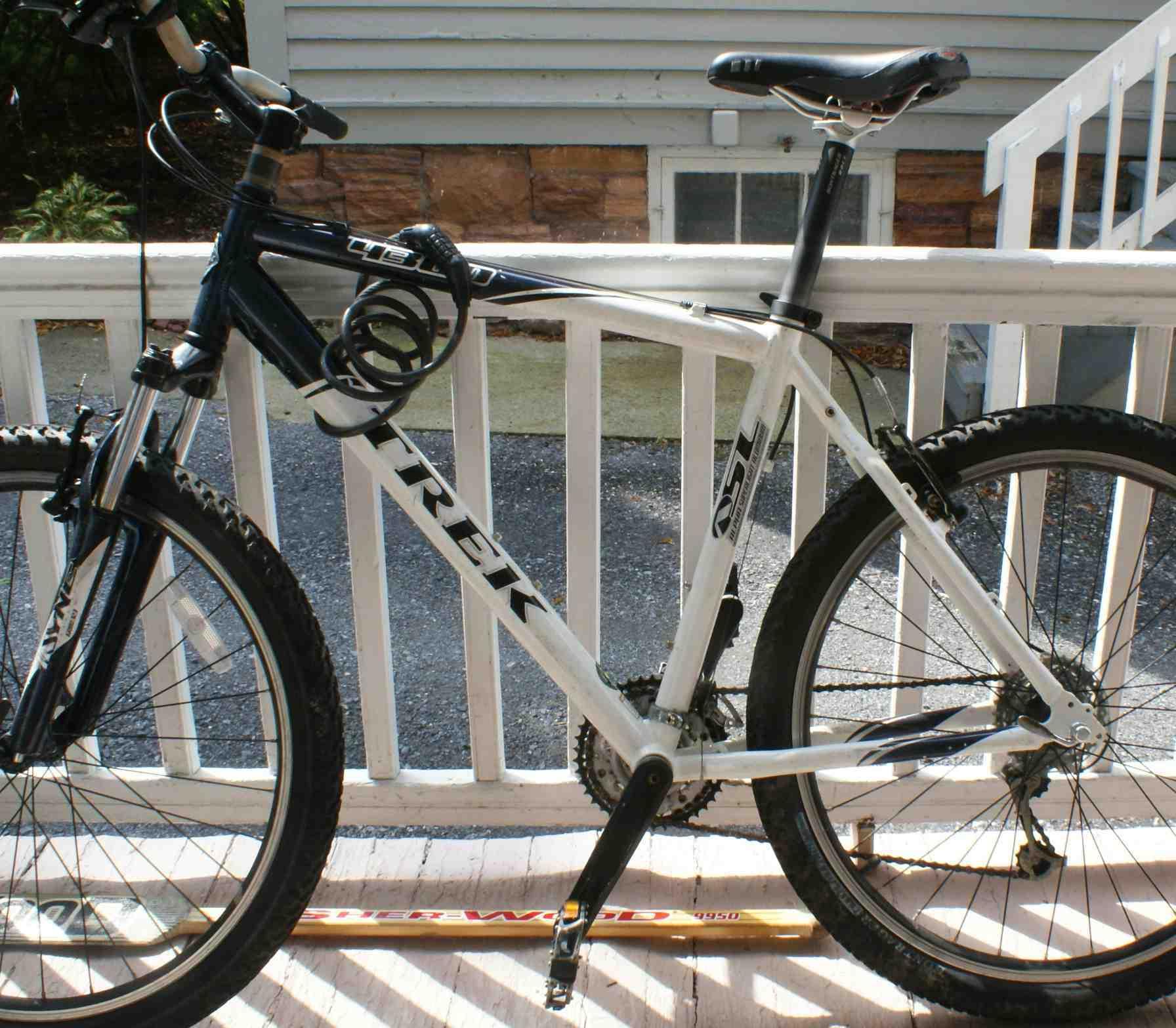 5 Trek 4300  Black
