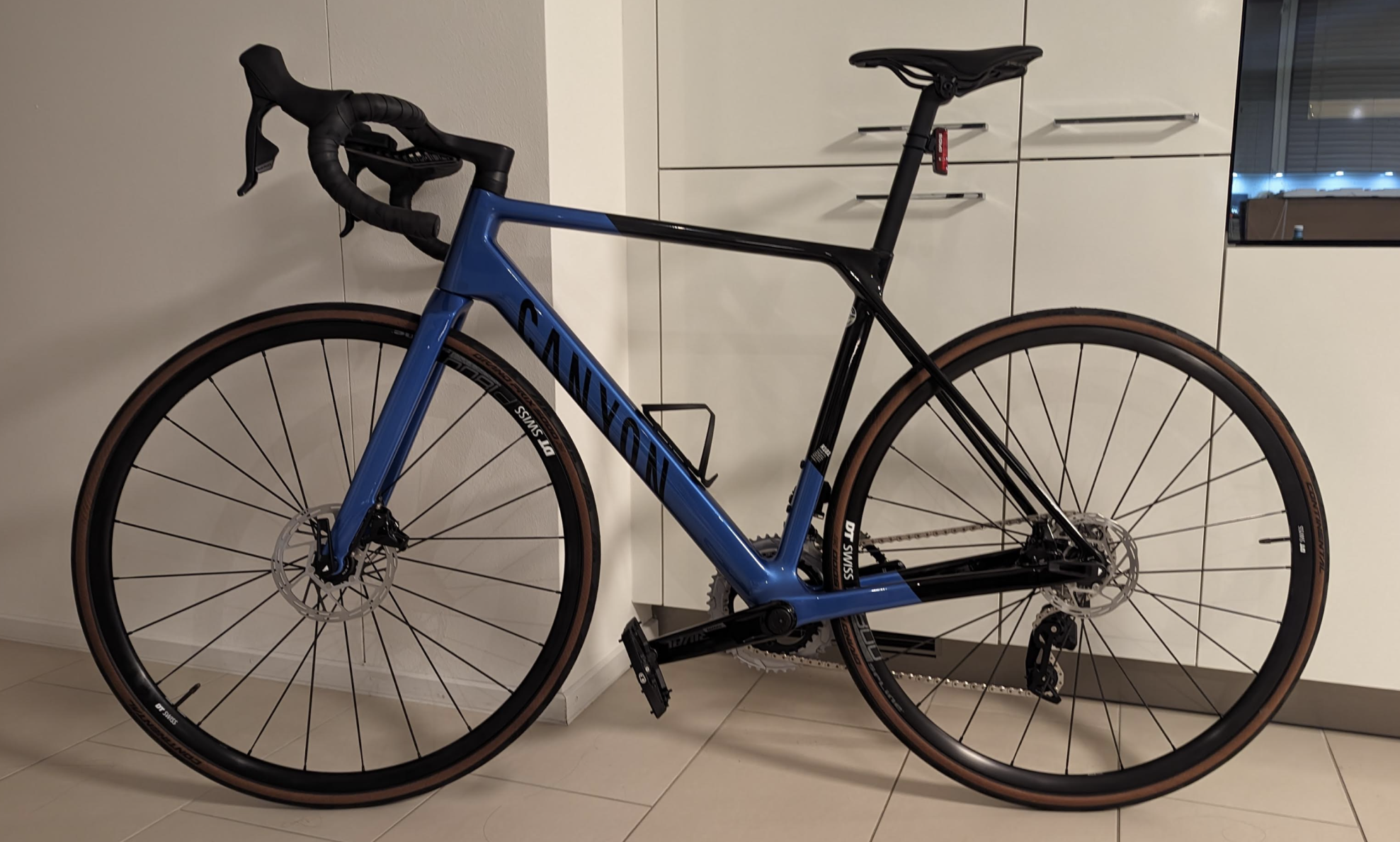2023 Canyon bicycles 5th-generation Ultimate frame Blue