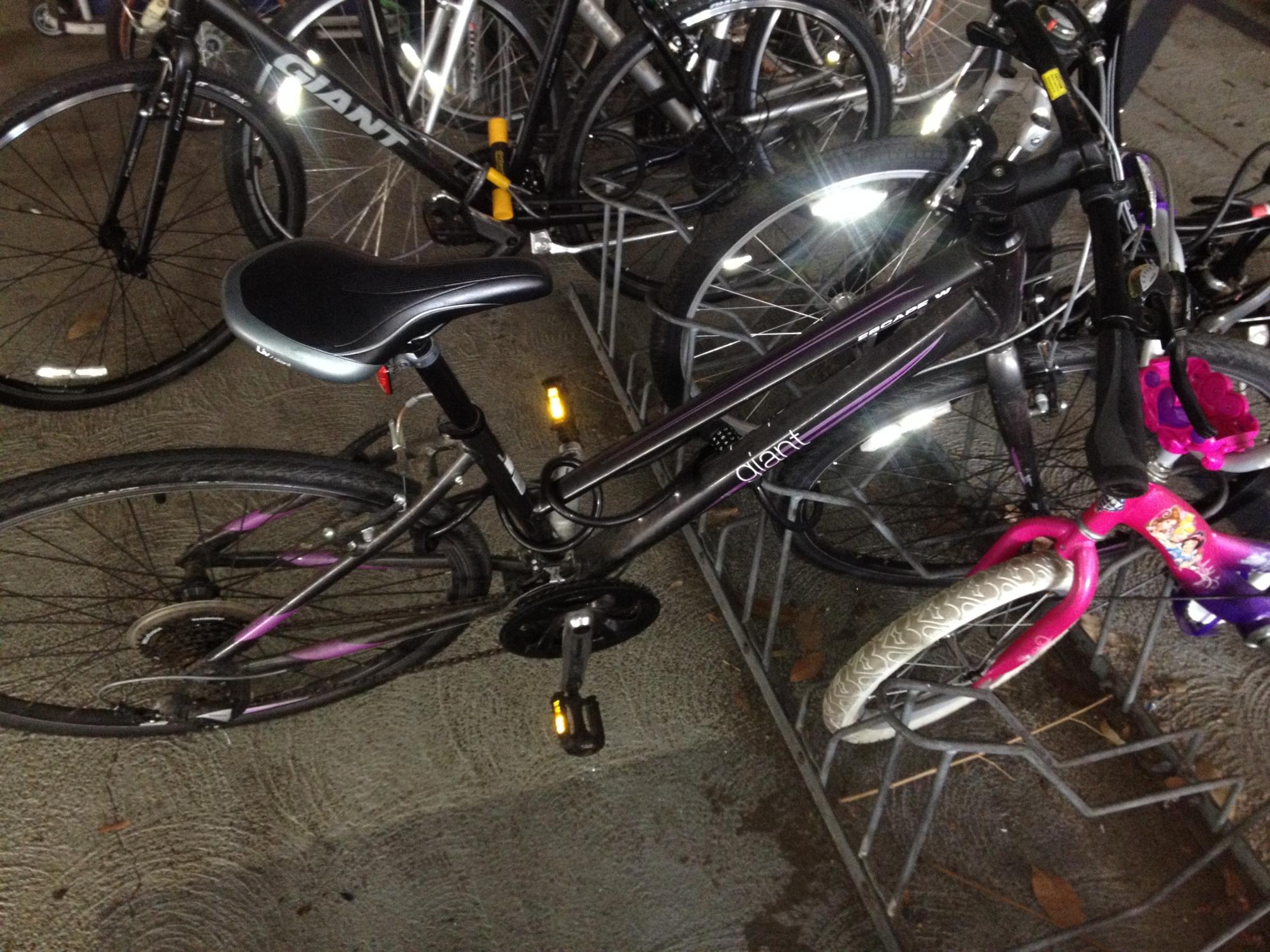 2013 Giant Escape 3 W Black and Purple