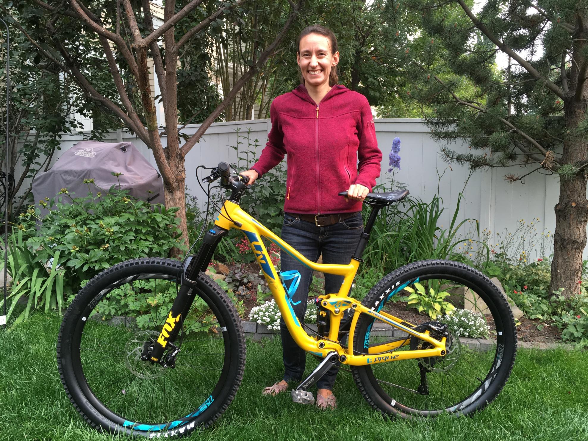 2018 Giant Pique SX 2 Yellow or Gold and Blue