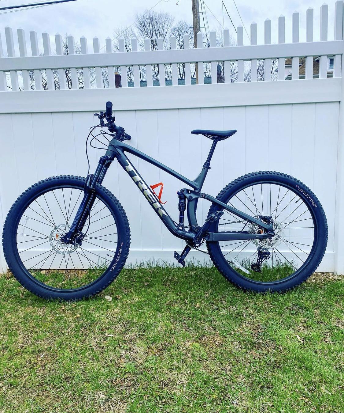 2022 Trek Fuel ex 5 Black