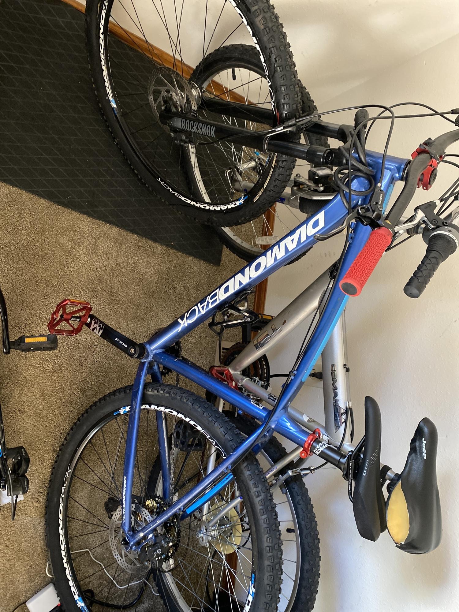 Diamondback Overdrive Blue