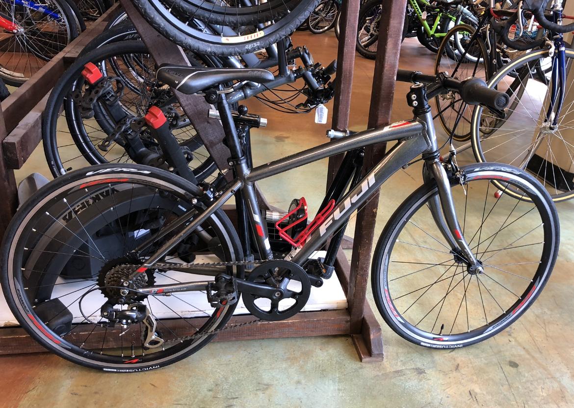 Fuji Absolute 1.0 Silver, gray or bare metal