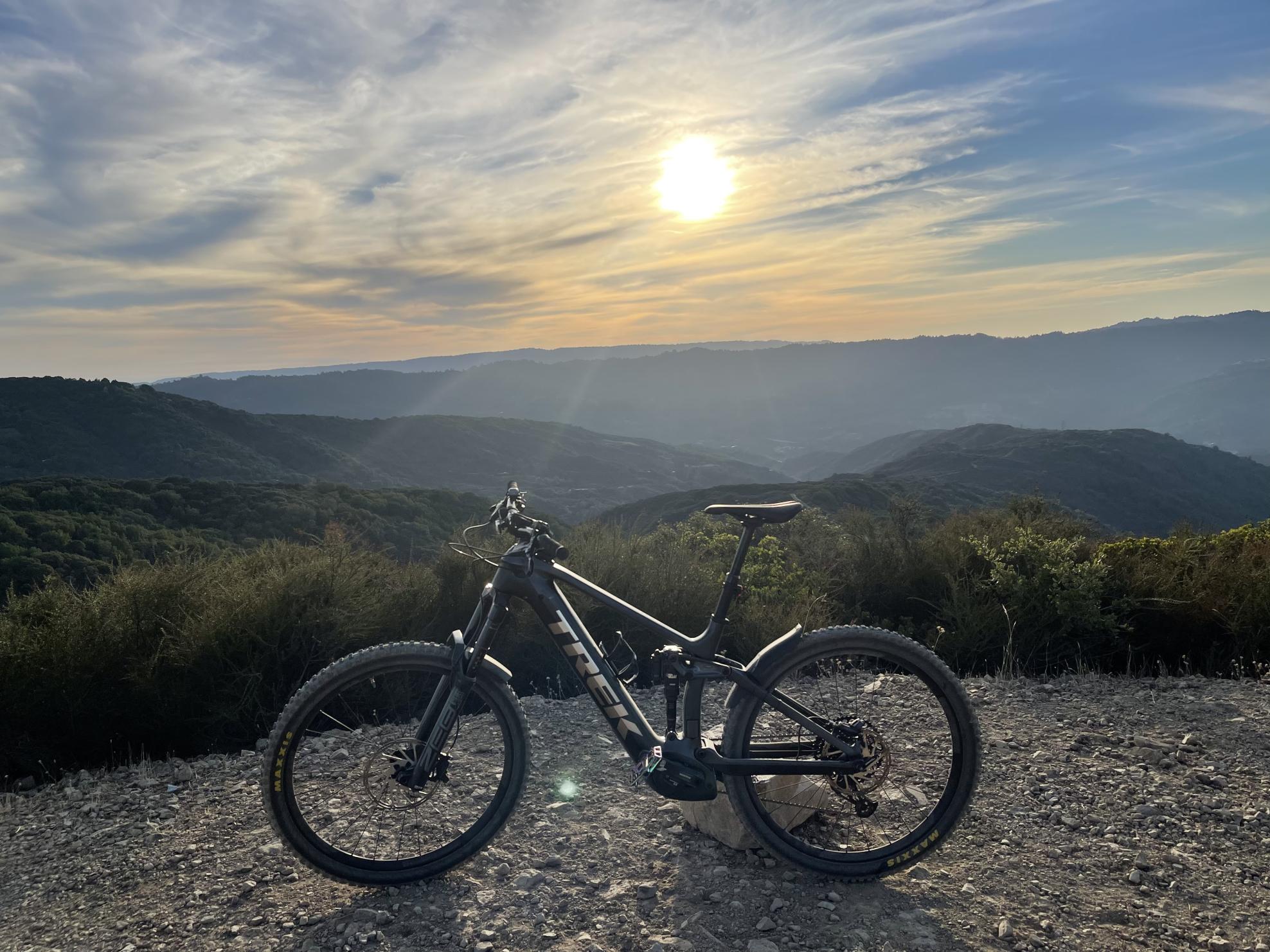 2022 Trek Rail Silver, gray or bare metal