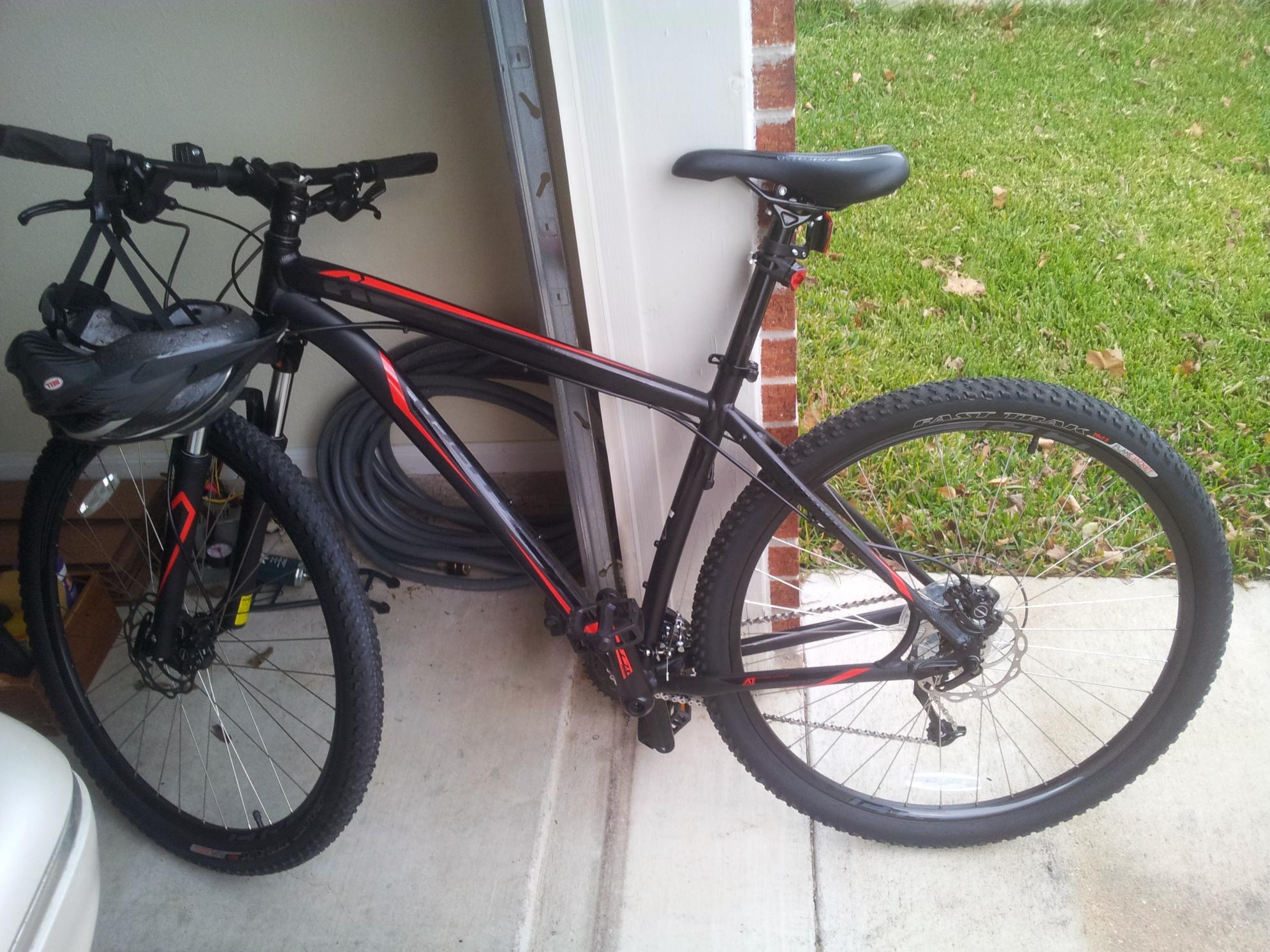 2013 Specialized Hardrock Disc 29 Black and Red
