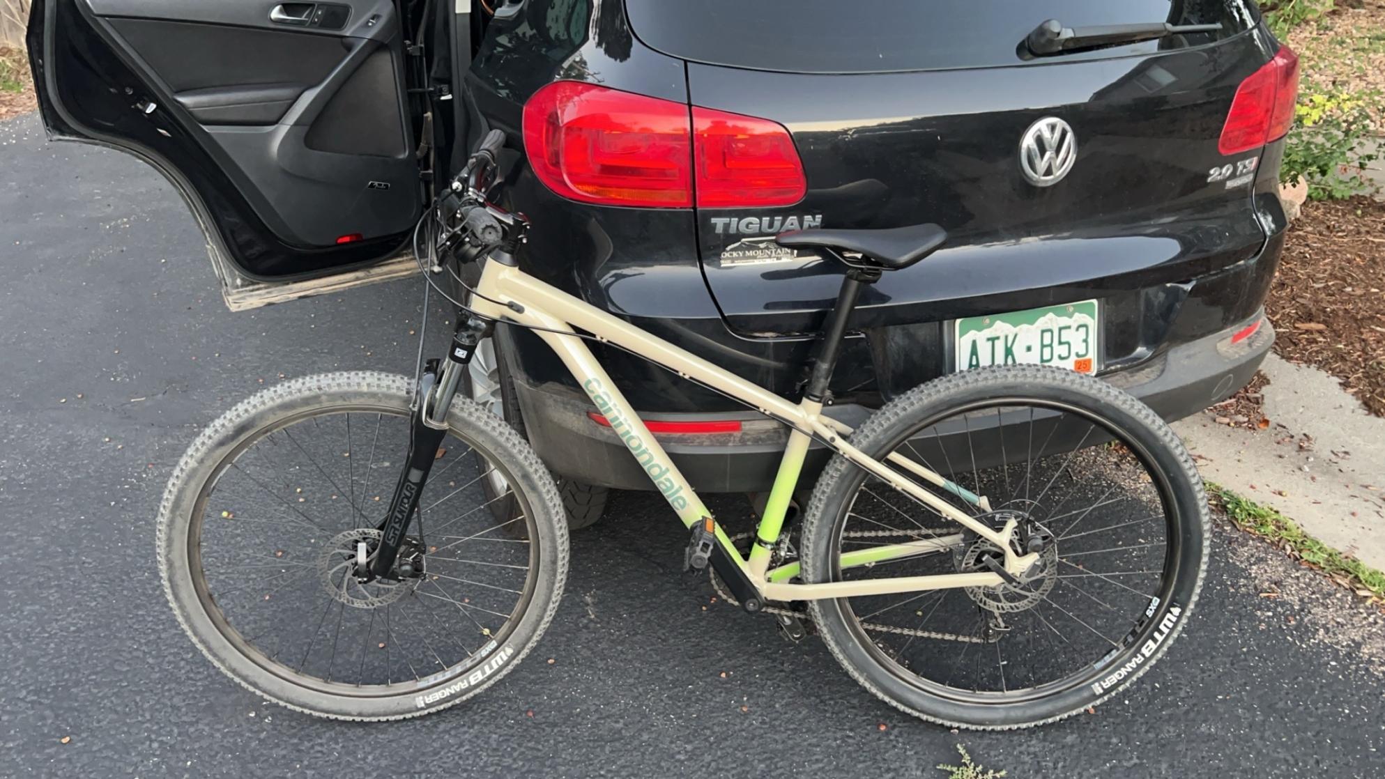 2025 Cannondale trail 8 White and Green