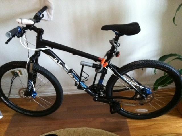 2011 Specialized Hardrock  Black