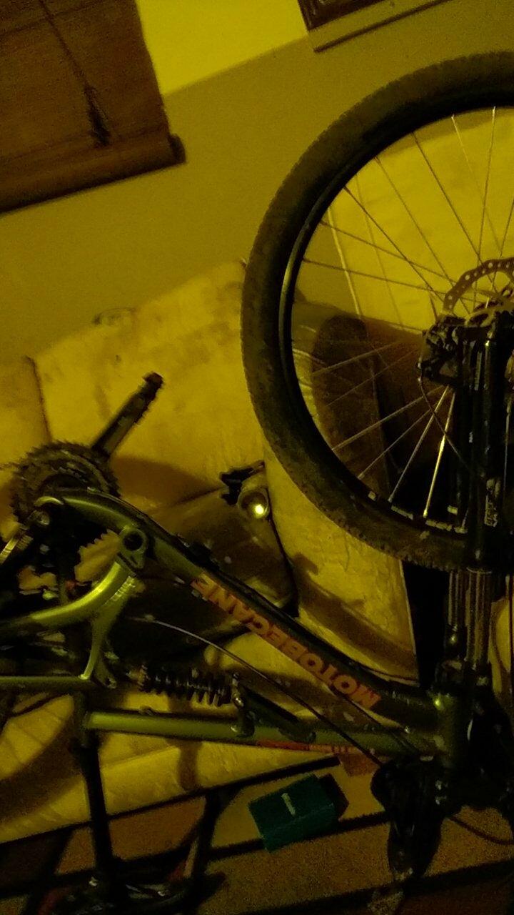2015 Motobecane Fantom ds Silver, gray or bare metal