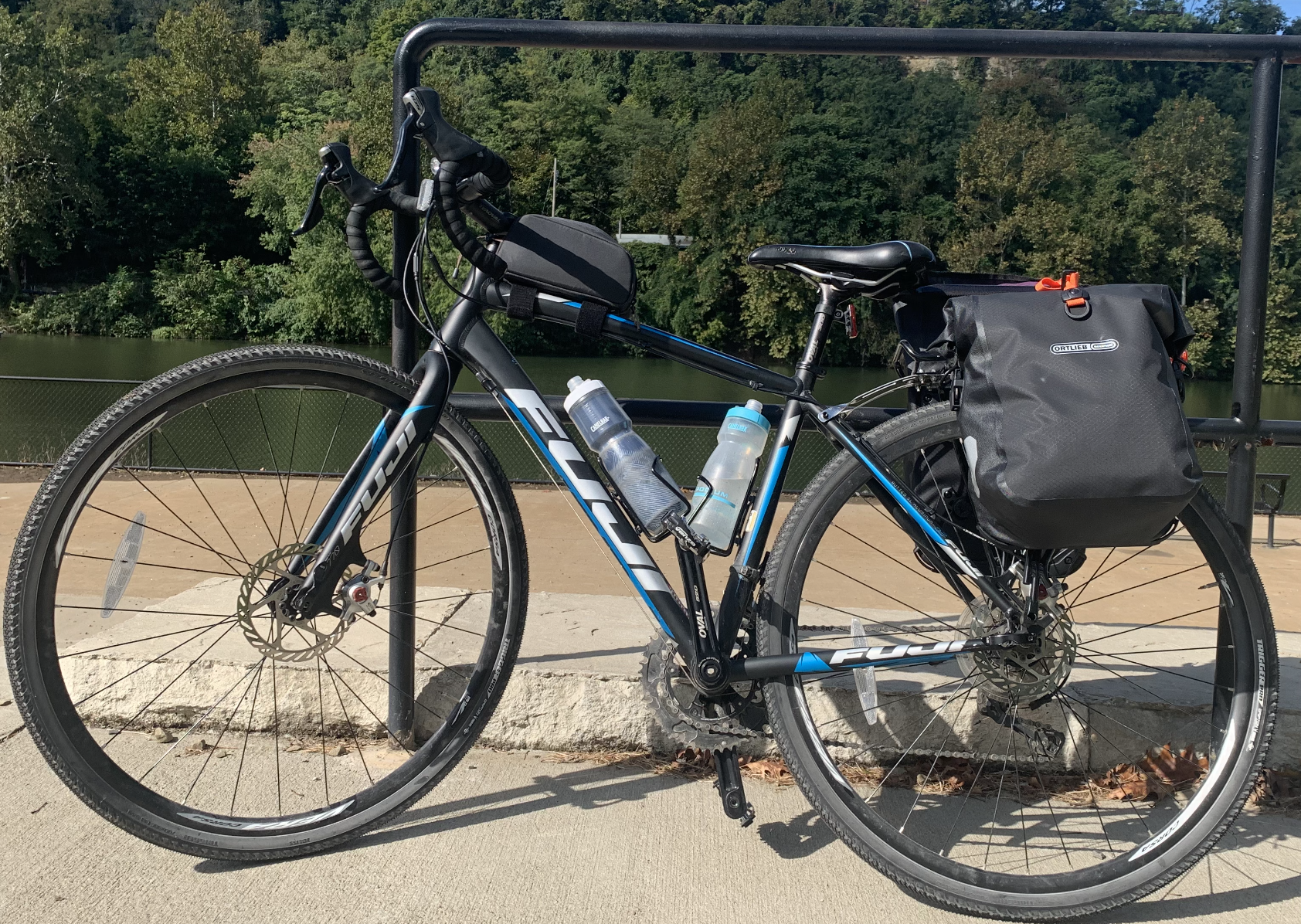 2015 Fuji Finest Black and Blue