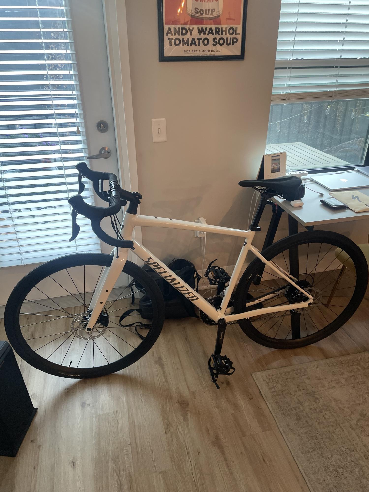 2025 Specialized Divergent White
