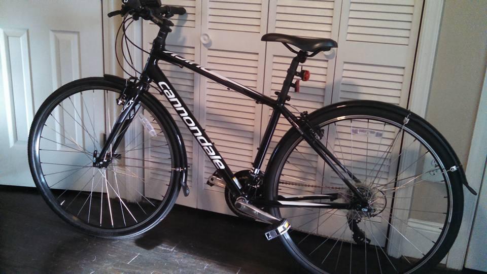 Cannondale Quick 6 Black and White