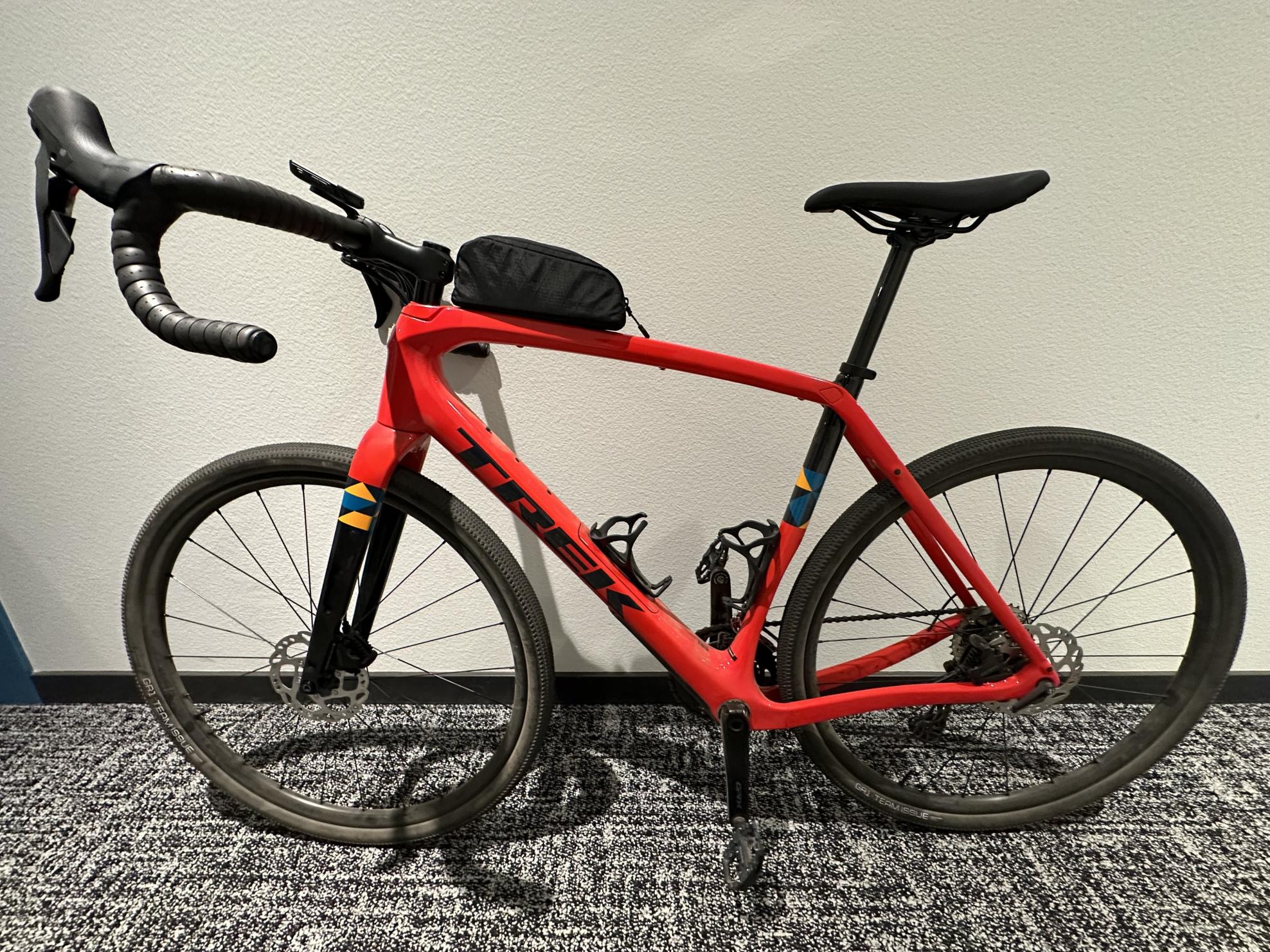 2023 Trek Checkpoint SL5 Red