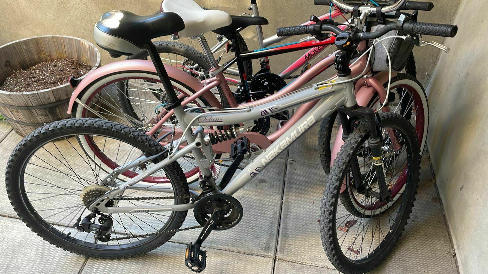 Nakamura Solano Silver, gray or bare metal