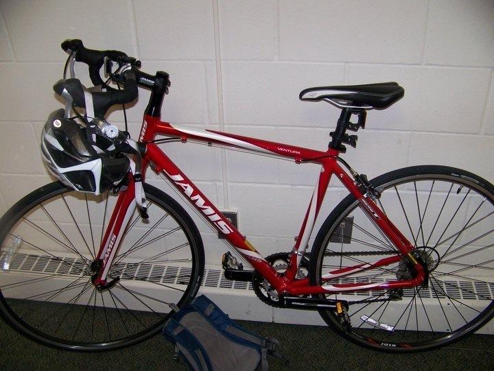 2010 Jamis Ventura Sport  Red