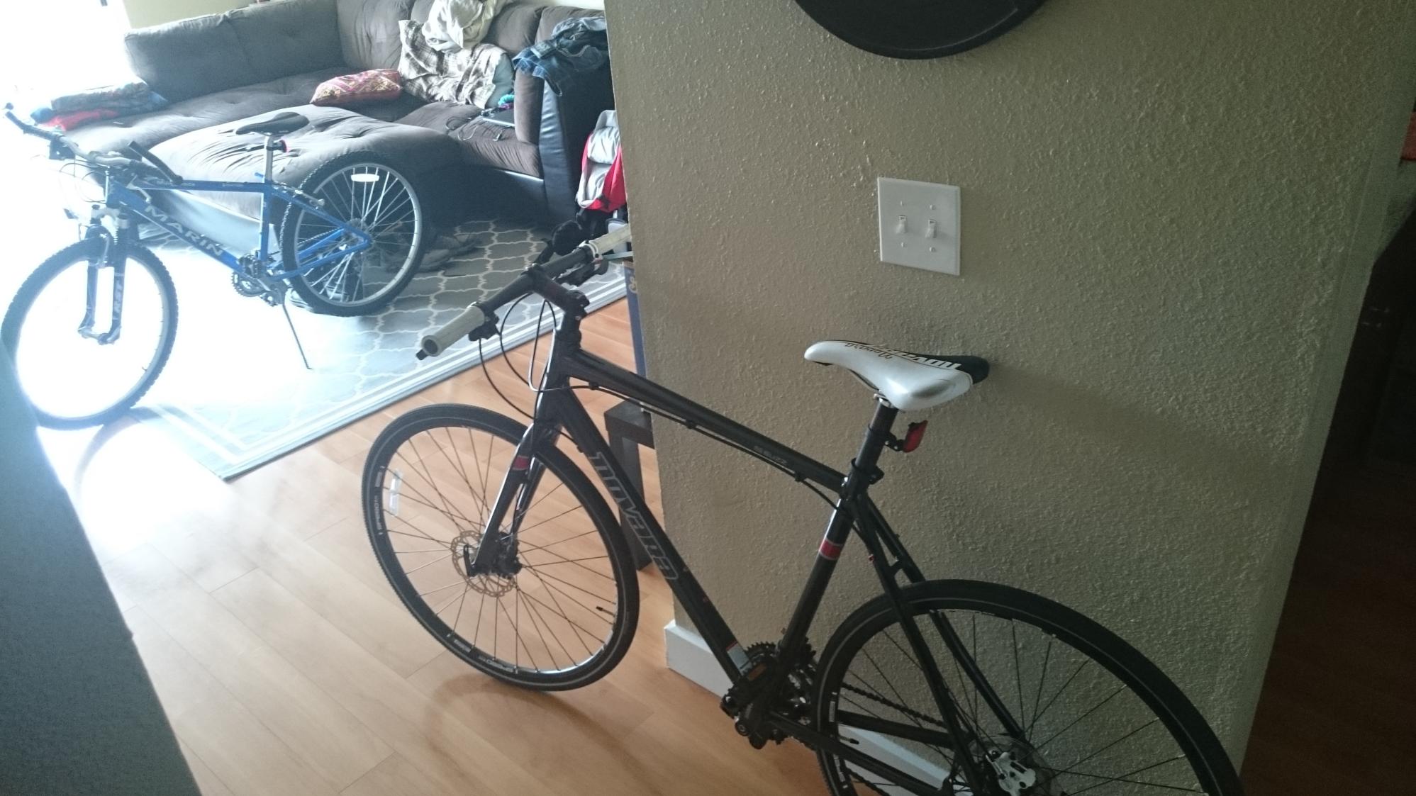 Novara Big Buzz Black