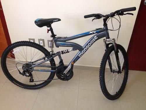 Mongoose xr75  Silver or Gray and Blue