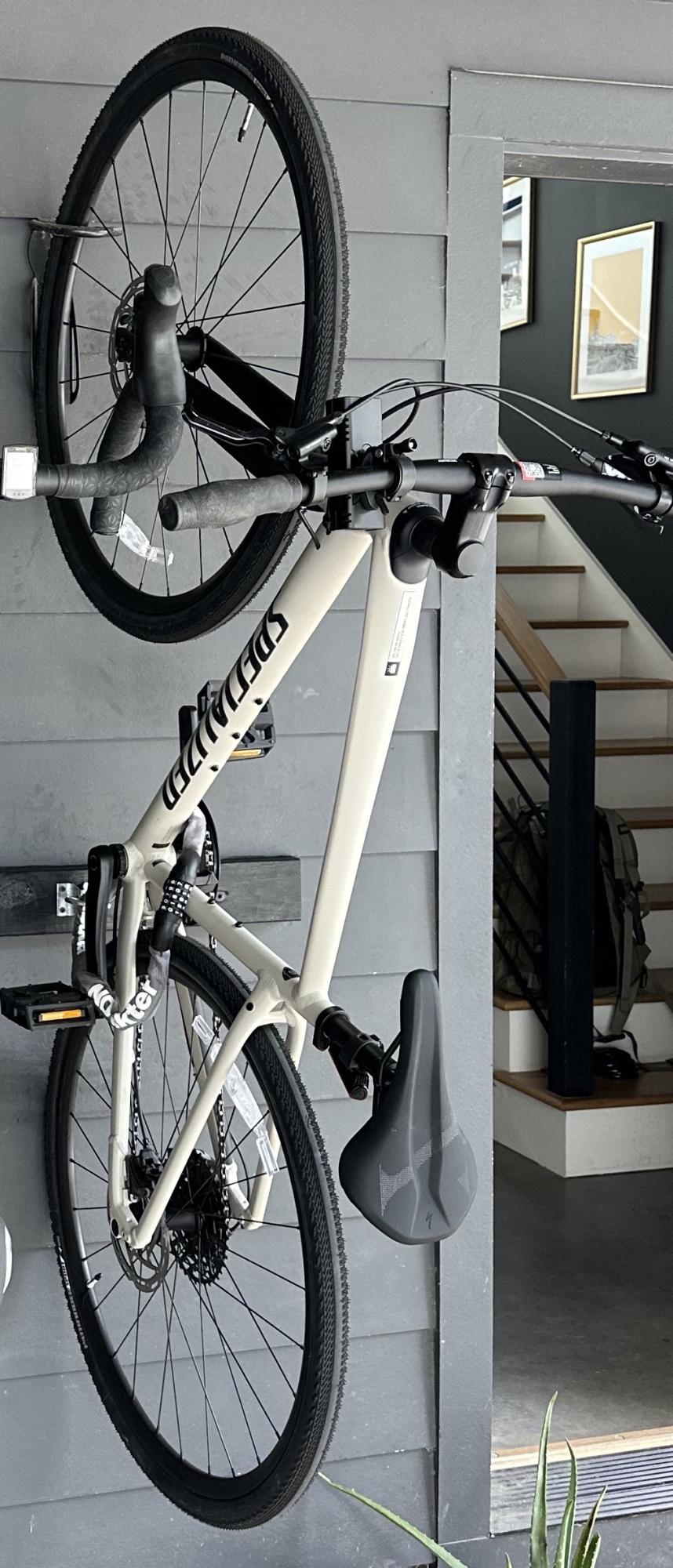 2022 Specialized Sirrus x4 White