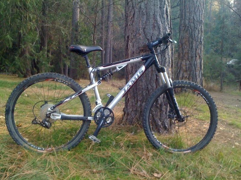 2009 Jamis Dakar XC  Silver or Gray