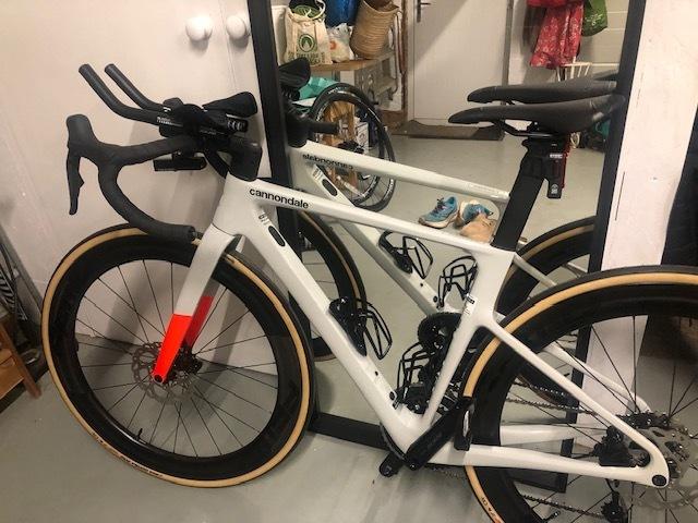 2024 Cannondale SuperSix EVO 3 White