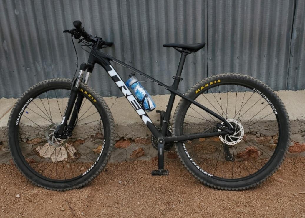 Trek Marlin Black