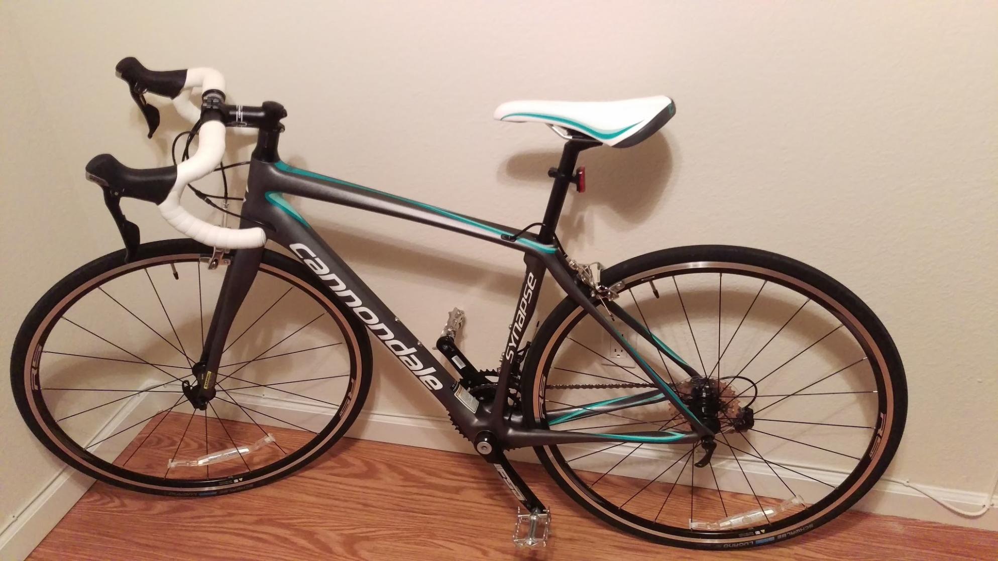 2015 Cannondale Synapse Carbon 6 (size 51) Silver or Gray and Teal