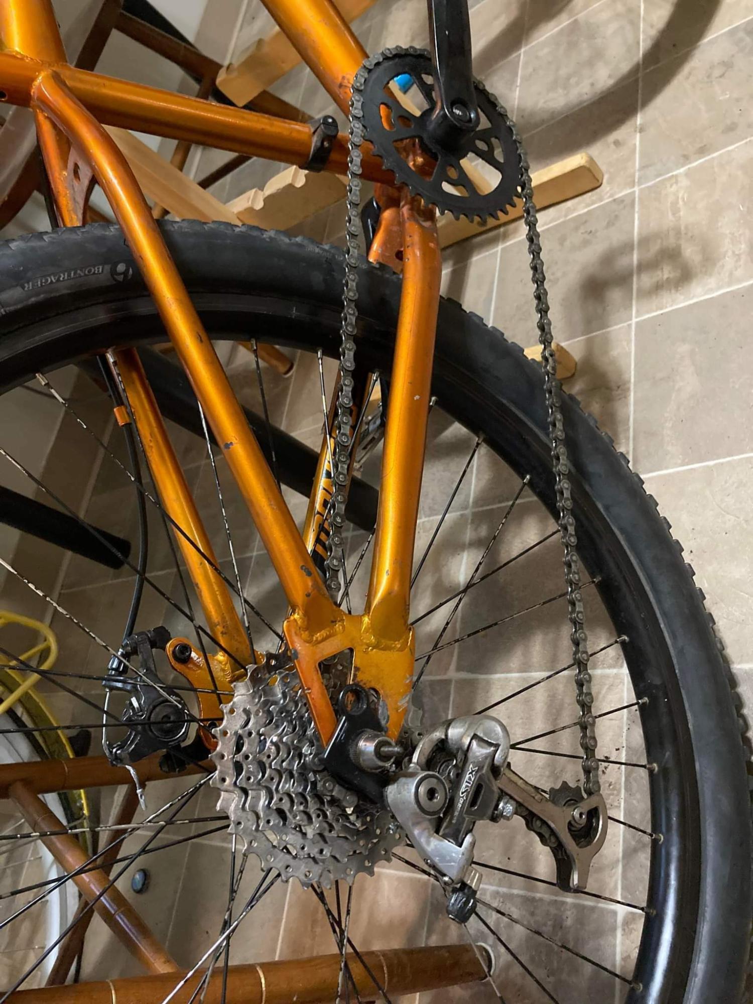 2021 Mongoose Orange