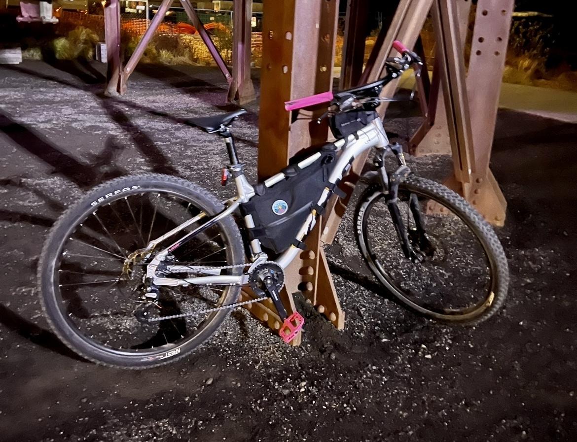 2021 Kona Lanai Silver, gray or bare metal