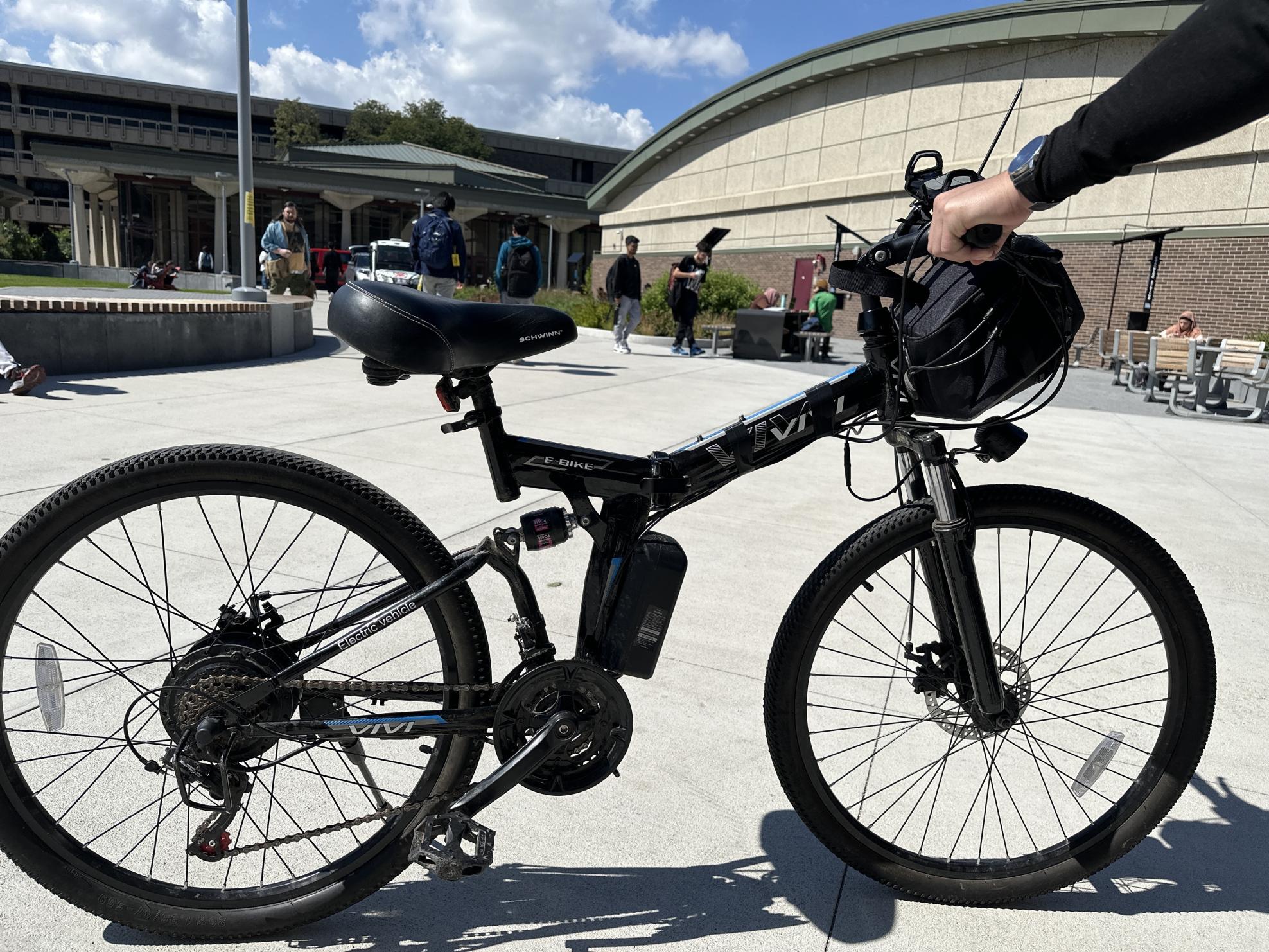 Lectric eBikes M0-26TGB Black and Blue